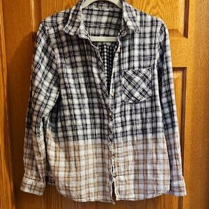 Maurices Checkered Button-Down Shirt in Black and Brown